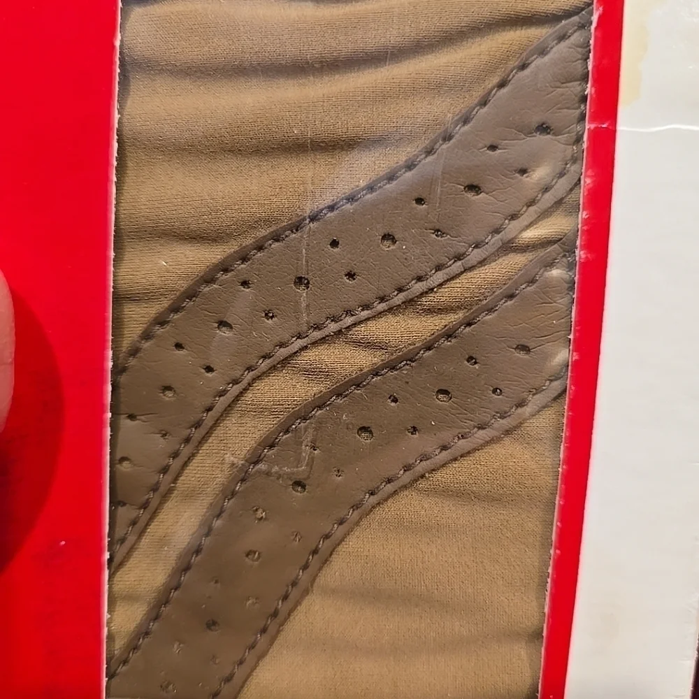 Vintage Notice Driving Gloves